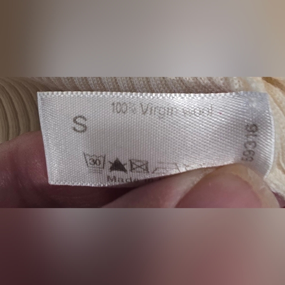 Wolford The Merino Fine Rib Top Long Sleeves Size Small In Ecrue - Picture 4 of 7